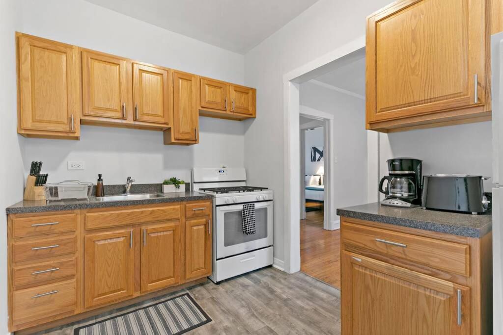 Well-Furnished 1Br Apt In Popular Spot - Belmont J3 Chicago Exterior photo